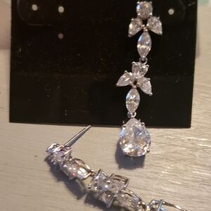 Sterling silver earrings Hp🔥🔥🔥
